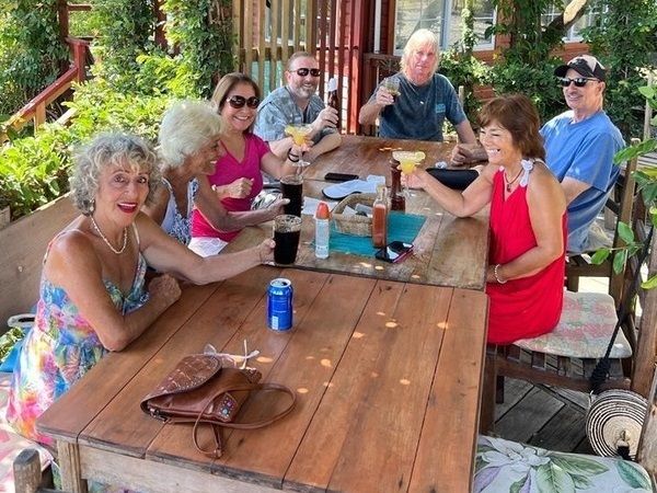 Dean Tomasello and his Roatan friends.