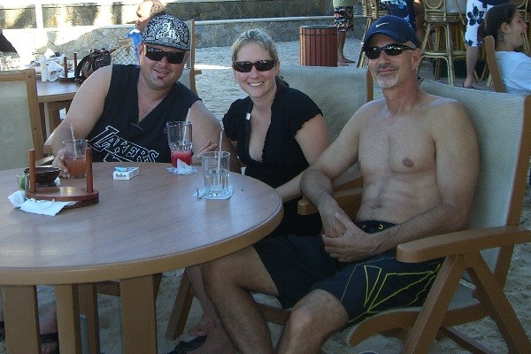 Dean Tomasello and his Roatan friends.